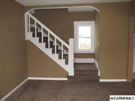 2nd image of 304 7th St N
