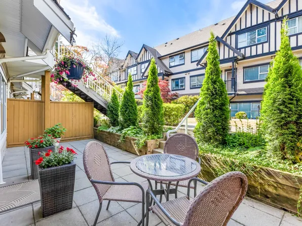 730 Farrow St #17, Coquitlam, BC V3J 7Y7