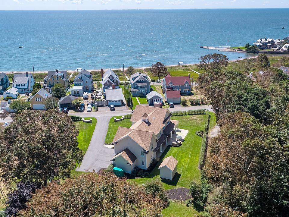 34 Fairview Avenue
