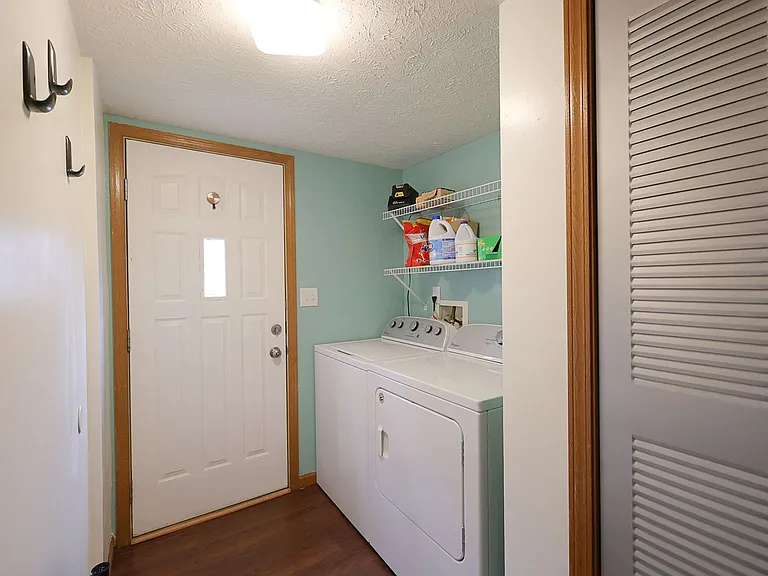 3139 Bowfield Way — Photo 13