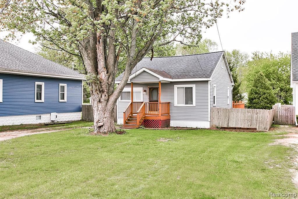 6559 Lakeshore Rd, Burtchville, MI 48059 Zillow