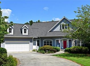6120 Plantation Pointe Dr, Granite Falls, NC 28630