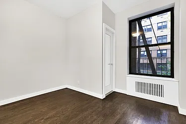 Rented by Cooper & Cooper Real Estate