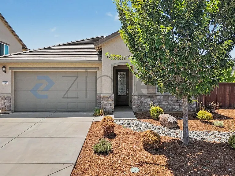 3401 Foothill Pine Ct — Photo 1