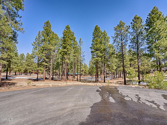 3rd image of 4900 E Gandalf Ln
