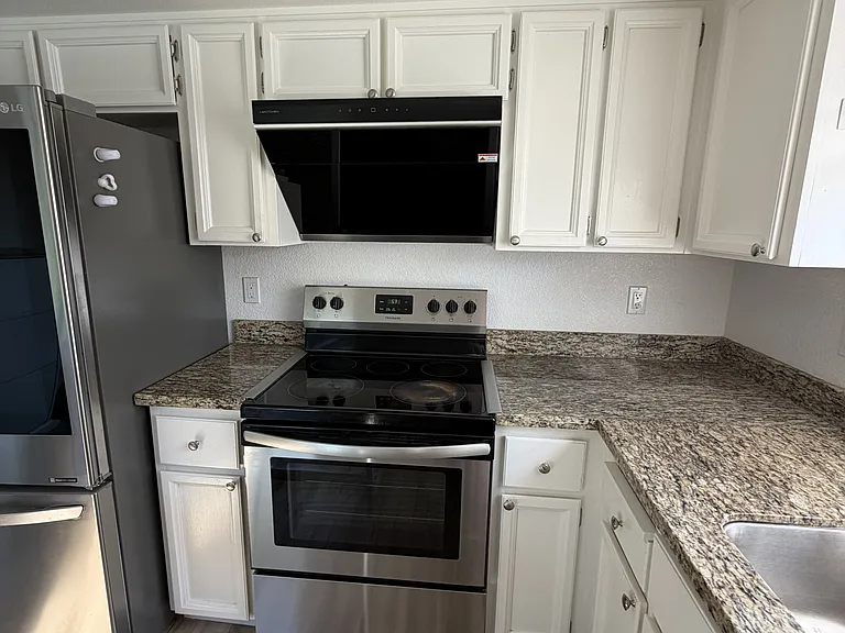 20600 Waterford Pl — Photo 7
