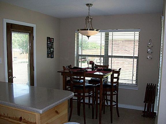 4th image of 214 Chambers Creek Cir
