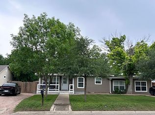 401 S Lewis Ave, Kerrville, TX 78028