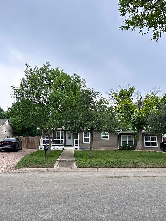 401 S Lewis Ave - Property Image