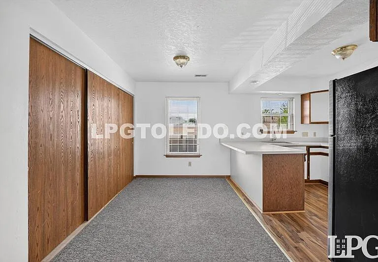 811 Hilltop Ln #201 — Photo 15