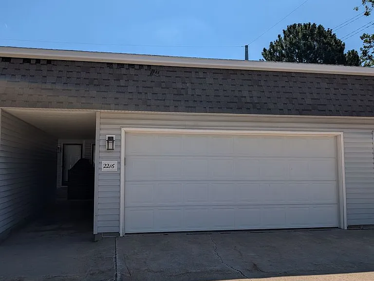 2216 Mirwyn Ct — Photo 2