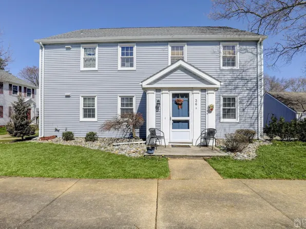 36 Concord Ln #A, Monroe Township, NJ 08831