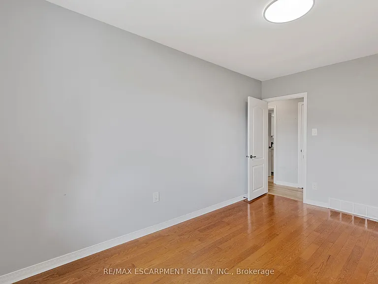 71 Organ Cres #MAIN — Photo 16