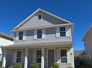 913 E Market Sq, Northlake, TX 76247