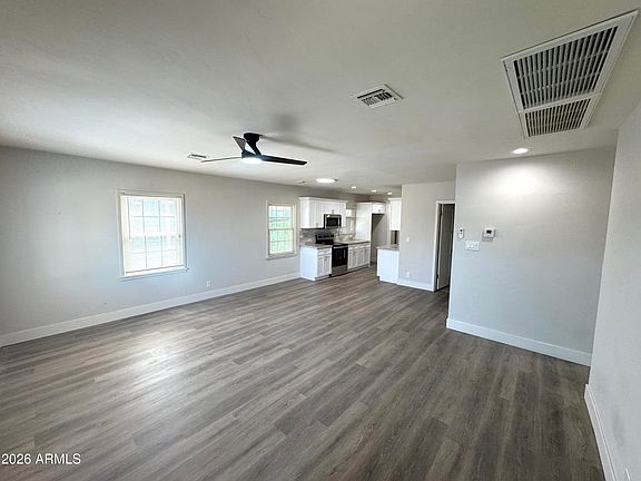 4th image of 1709 E WILLETTA Street