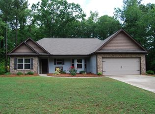 220 Fox Crossing Rd, Griffin, GA 30224