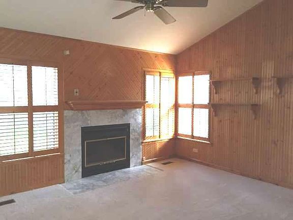 5th image of 2213 N Sunrise Dr