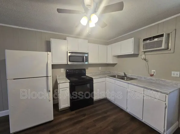 506 Lake Dr, High Pt, NC