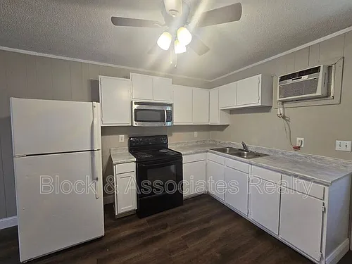 506 Lake Dr Photo 1