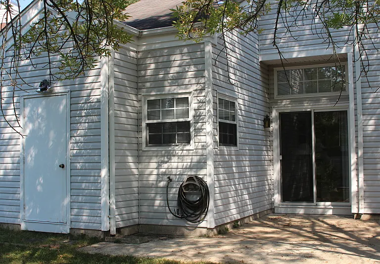 419 Cardinal Ln — Photo 18