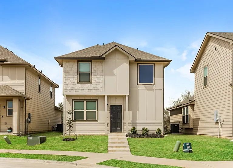 5104 Applegate Dr — Photo 1