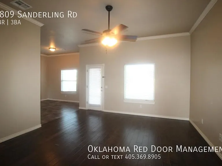 5809 Sanderling Rd — Photo 10