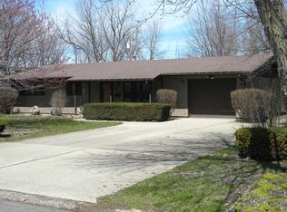 126 W Herron Ct, Watseka, IL 60970