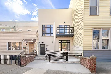 25-14 Newtown Avenue, #REAR1