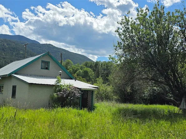 5778 Highway 97, Schuswap, BC V0E 1M1