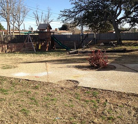 2nd image of 2918 Nabors Ln