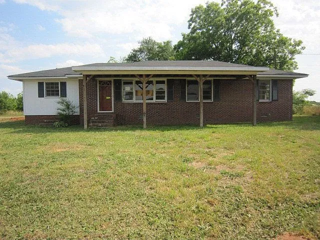 2655 Hester Town Rd photo 1