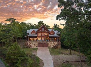 357 Little Creek Ln, Broken Bow, OK 74728