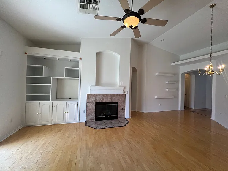 8791 Crystal Port Ave — Photo 12