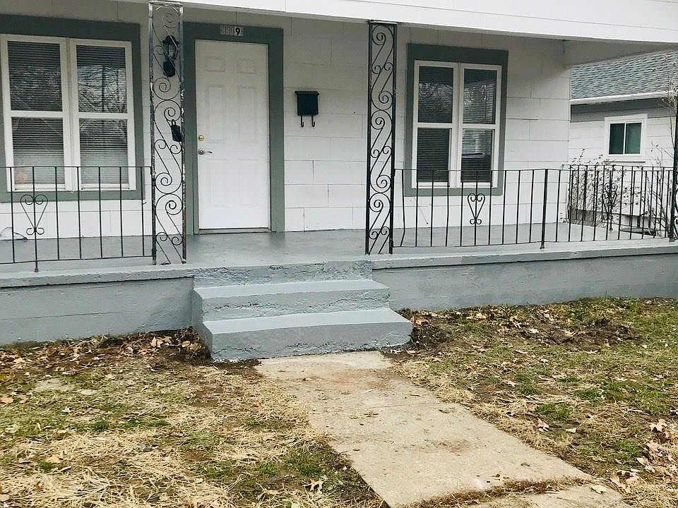 1st image of 1119 W College St