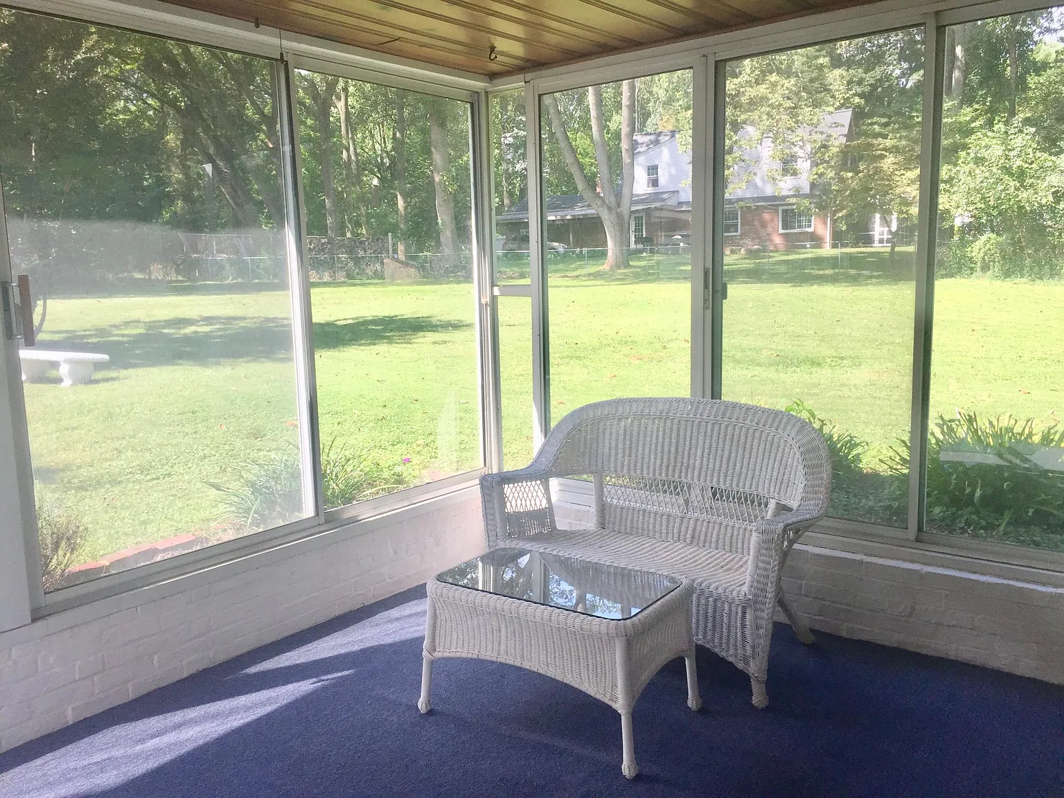 3 bed, 1725 sqft, $2,300 — Photo 2