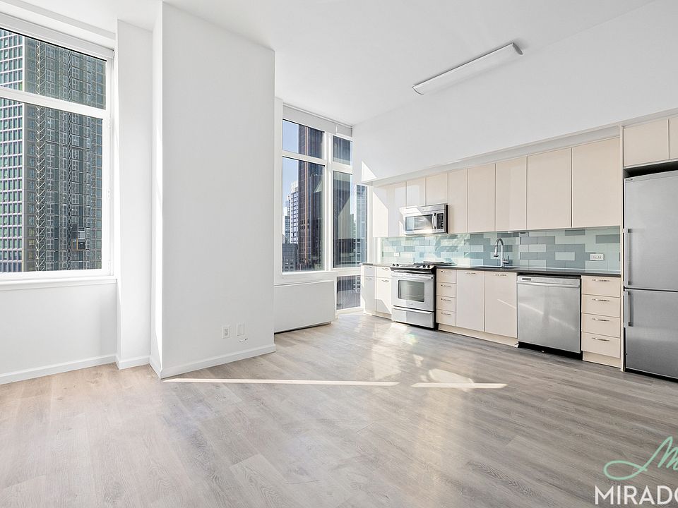 1st image of 80 Dekalb Ave APT 32P