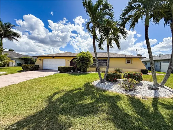 1136 SE 32nd St, Cape Coral, FL 33904