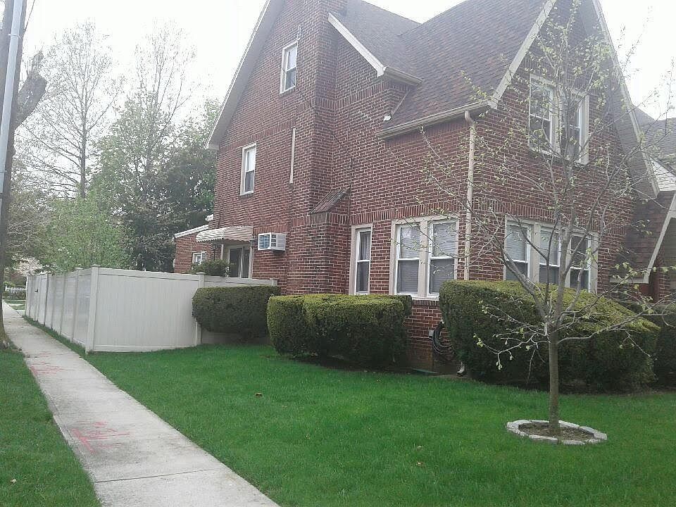1st image of 8642 241st St #1