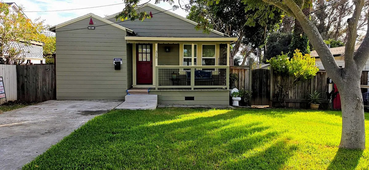 2 bed, 2.0 bath, 950 sqft, $2,750 — Photo 1