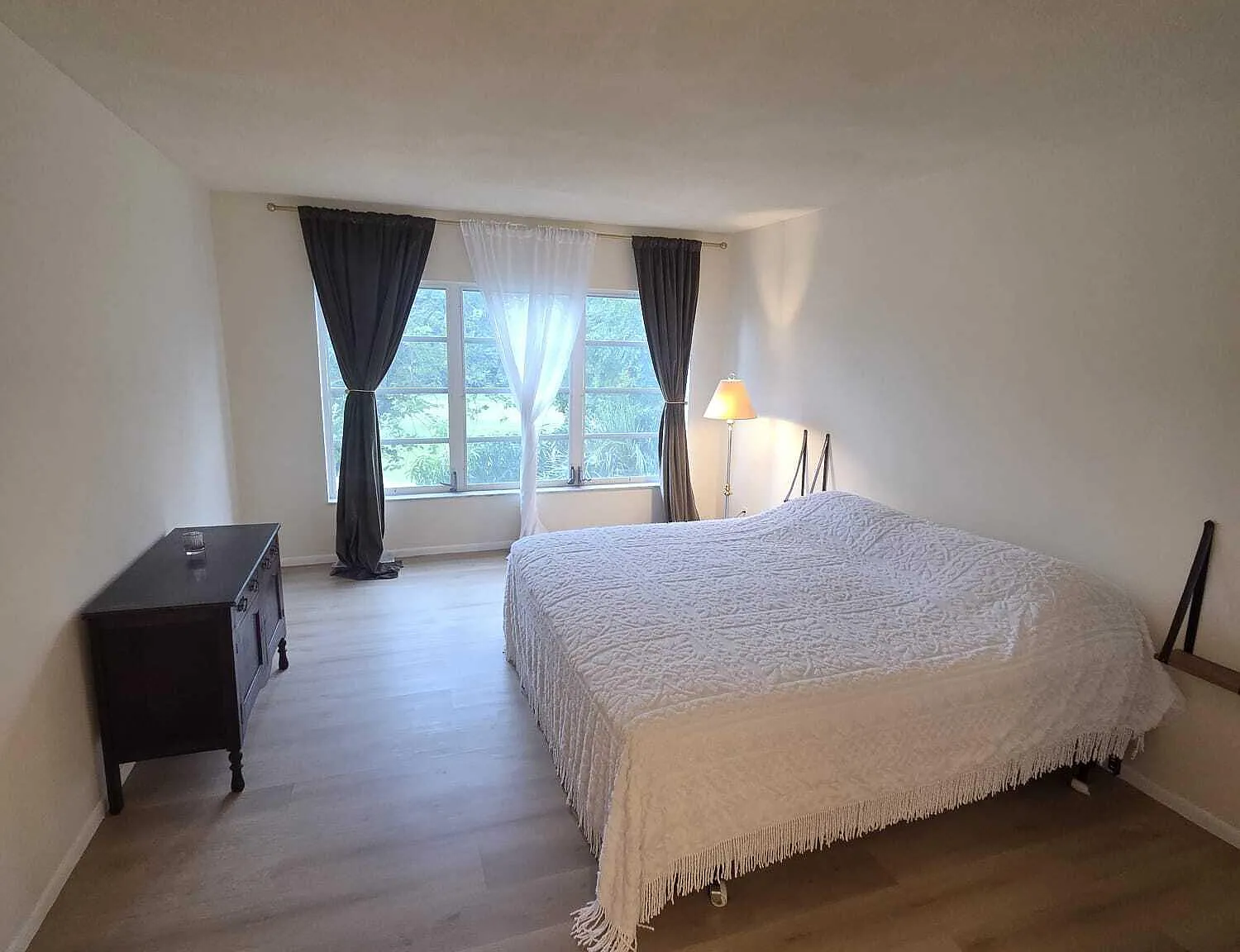 1 bed, 1.5 bath, 900 sqft, $1,650 — Photo 4