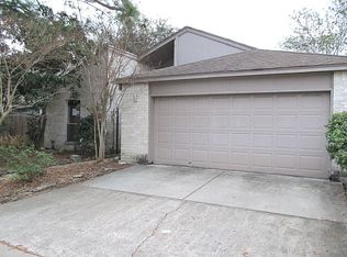 1520 Beaconshire Rd, Houston, TX 77077