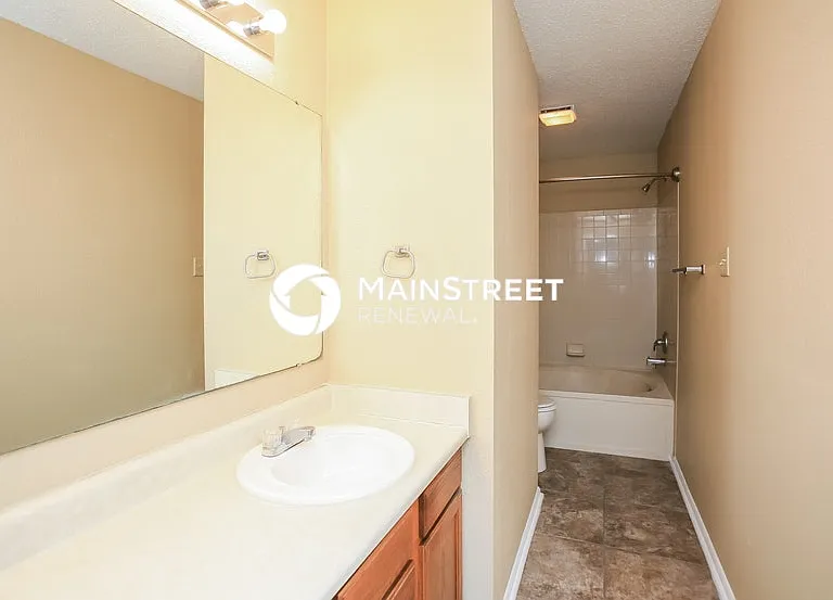 4420 Courtfield Dr — Photo 11