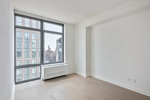 Rented by Clinton Management | media 2