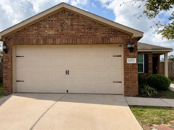 12711 Mystic Water Ln, Houston, TX 77044