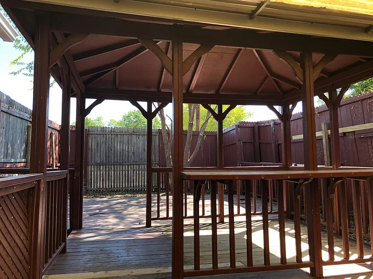6350 Los Altos Dr — Photo 7