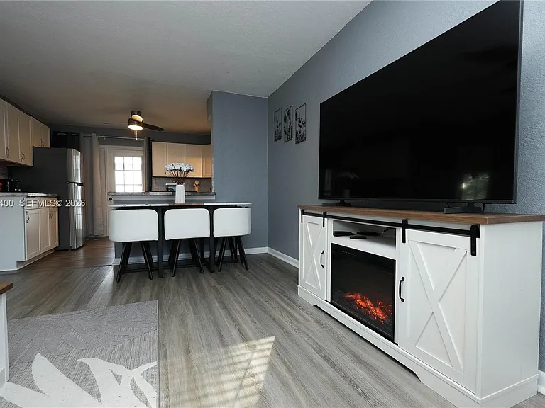 742 Granada St #A — Photo 52
