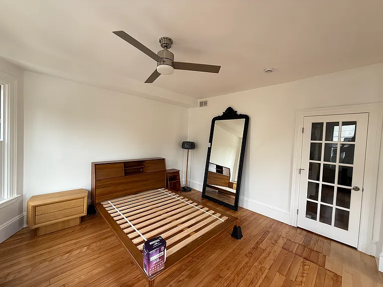 96 Munroe St #3 — Photo 32