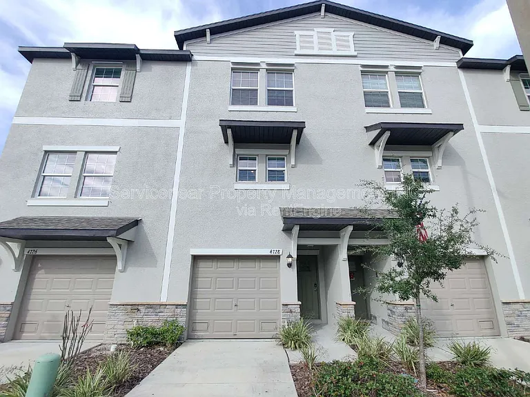 4728 Pickering Harbor Pl — Photo 2