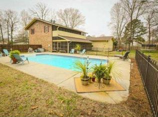 305 Masters Rd, Hixson, TN 37343