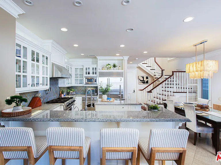 421 E Edgewater Ave — Photo 29